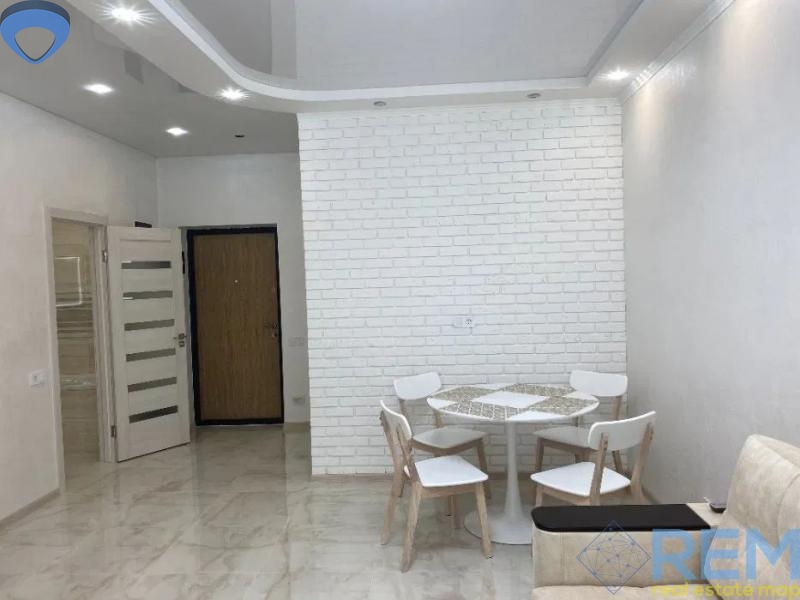 продажа двухкомнатной квартиры номер A-173651 в Приморском районе, фото номер 5